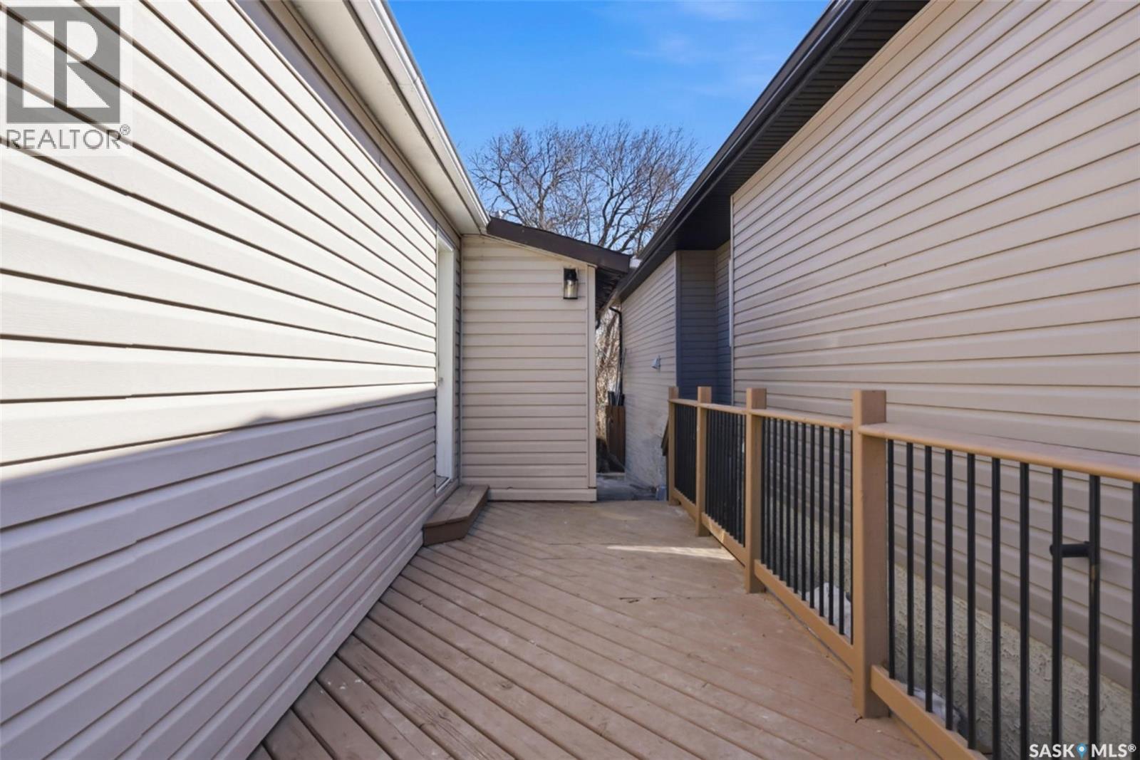 2049 Edgar Street, Regina, Saskatchewan  S4N 3K5 - Photo 34 - SK031264