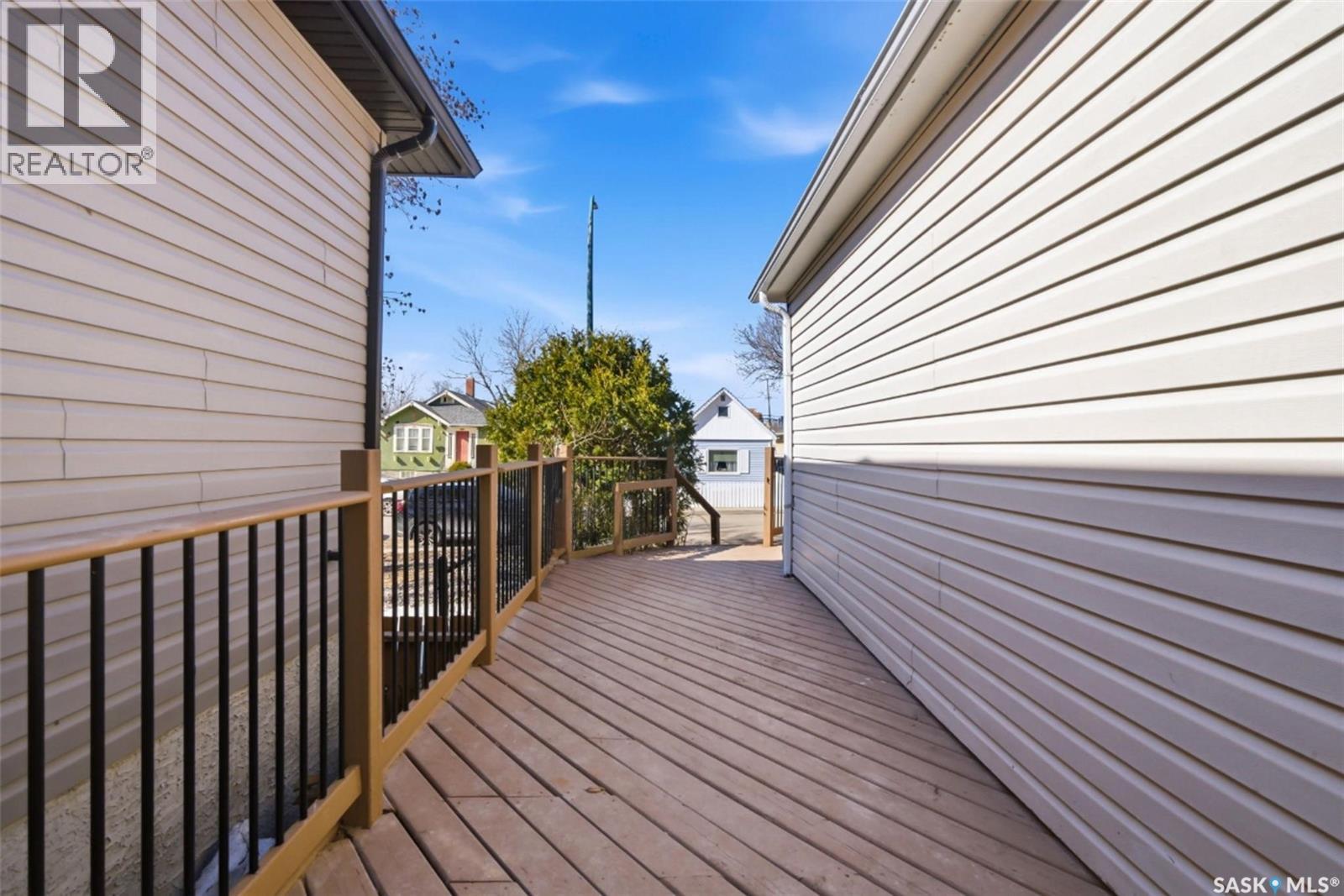 2049 Edgar Street, Regina, Saskatchewan  S4N 3K5 - Photo 35 - SK031264