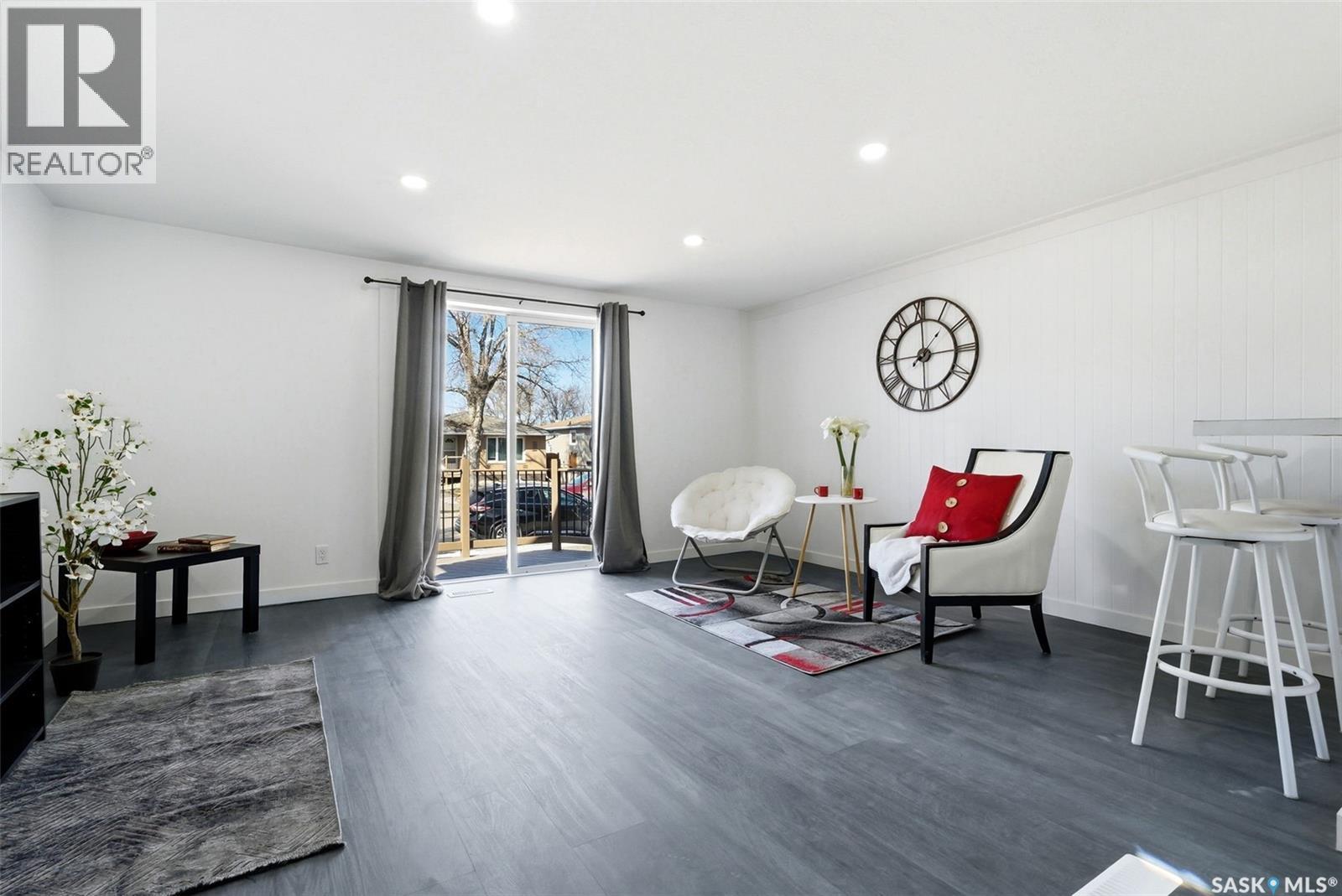 2049 Edgar Street, Regina, Saskatchewan  S4N 3K5 - Photo 5 - SK031264