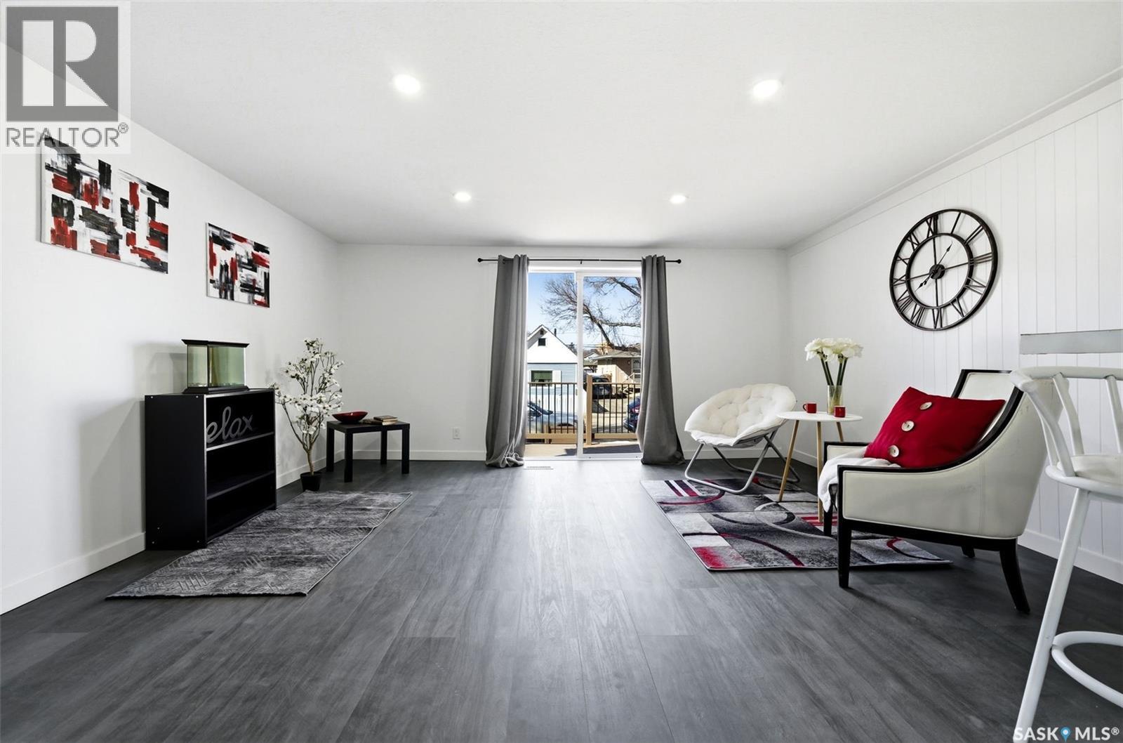 2049 Edgar Street, Regina, Saskatchewan  S4N 3K5 - Photo 6 - SK031264