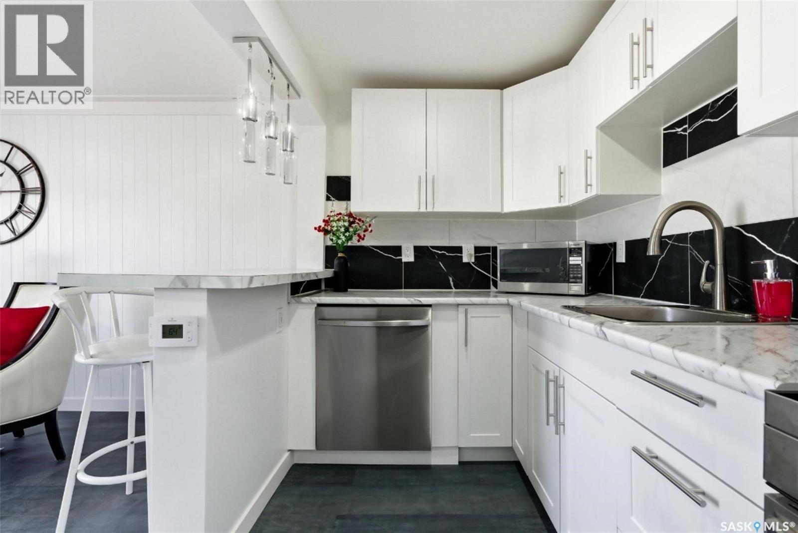 2049 Edgar Street, Regina, Saskatchewan  S4N 3K5 - Photo 11 - SK031264