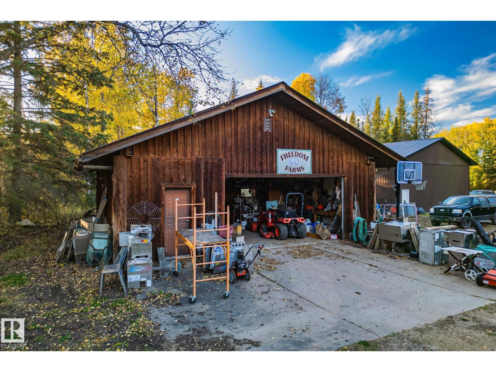 60017 Range Road 42, Rural Barrhead County, Alberta  T7N 1N3 - Photo 46 - E4478935