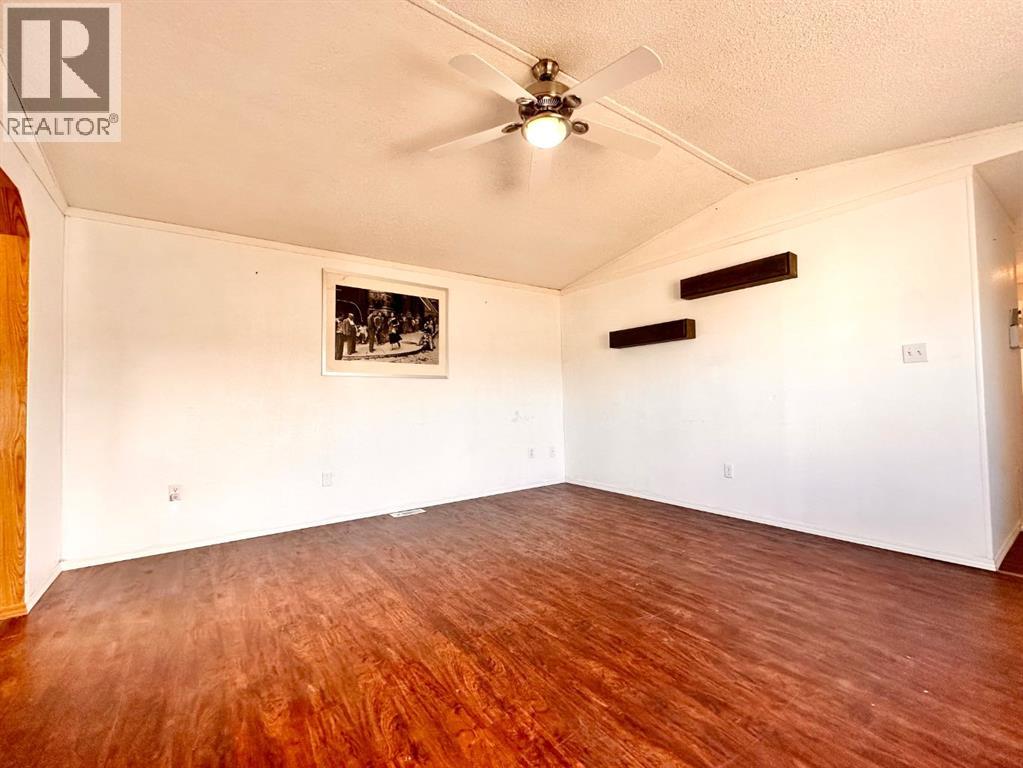 23 Sagebrush Estates, Rural Newell, Alberta  T1R 1B7 - Photo 5 - A2294996