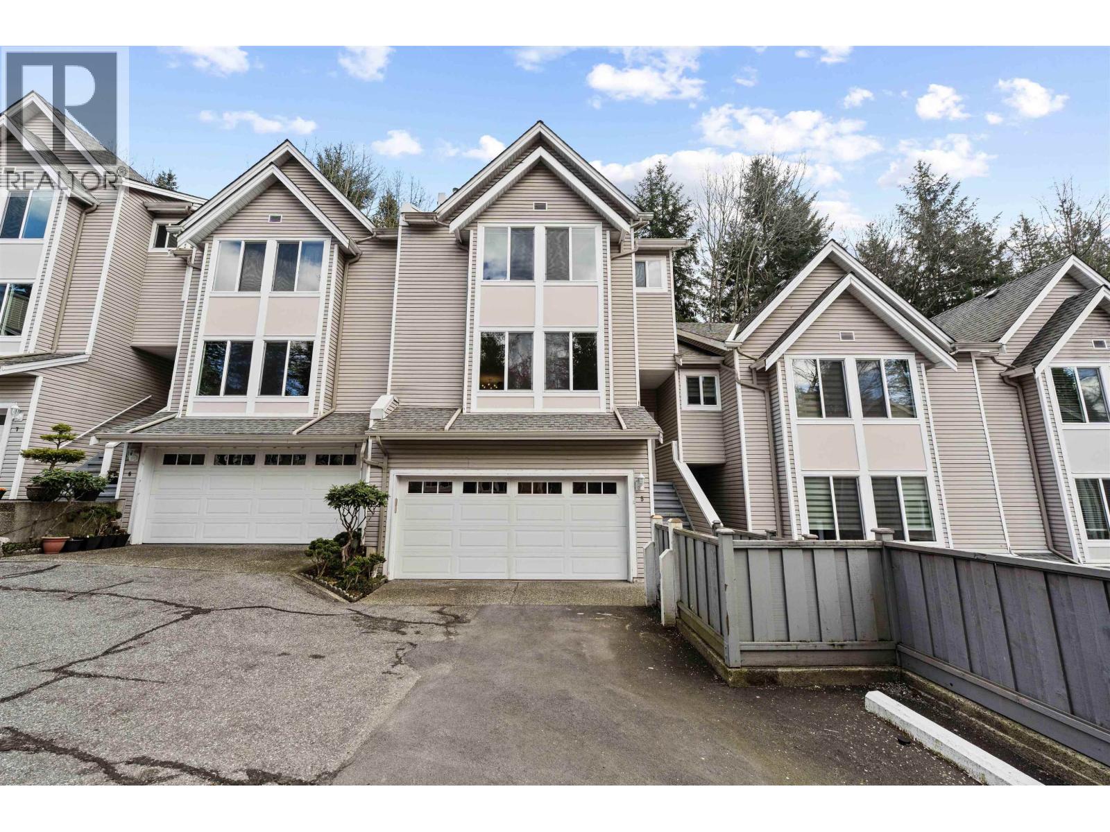 5 2600 Beaverbrook Crescent, Burnaby, British Columbia  V3J 7W6 - Photo 1 - R3102872