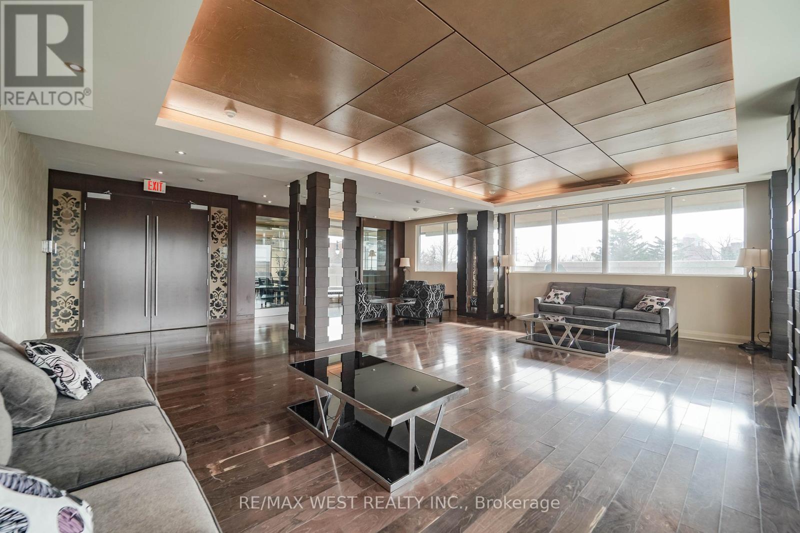 909 - 100 John Street, Brampton, Ontario  L6W 0A8 - Photo 12 - W12919574