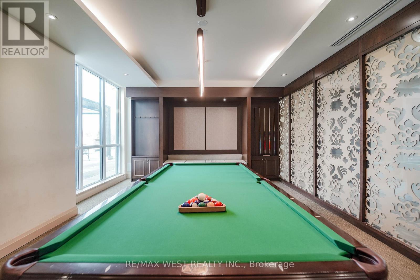 909 - 100 John Street, Brampton, Ontario  L6W 0A8 - Photo 14 - W12919574