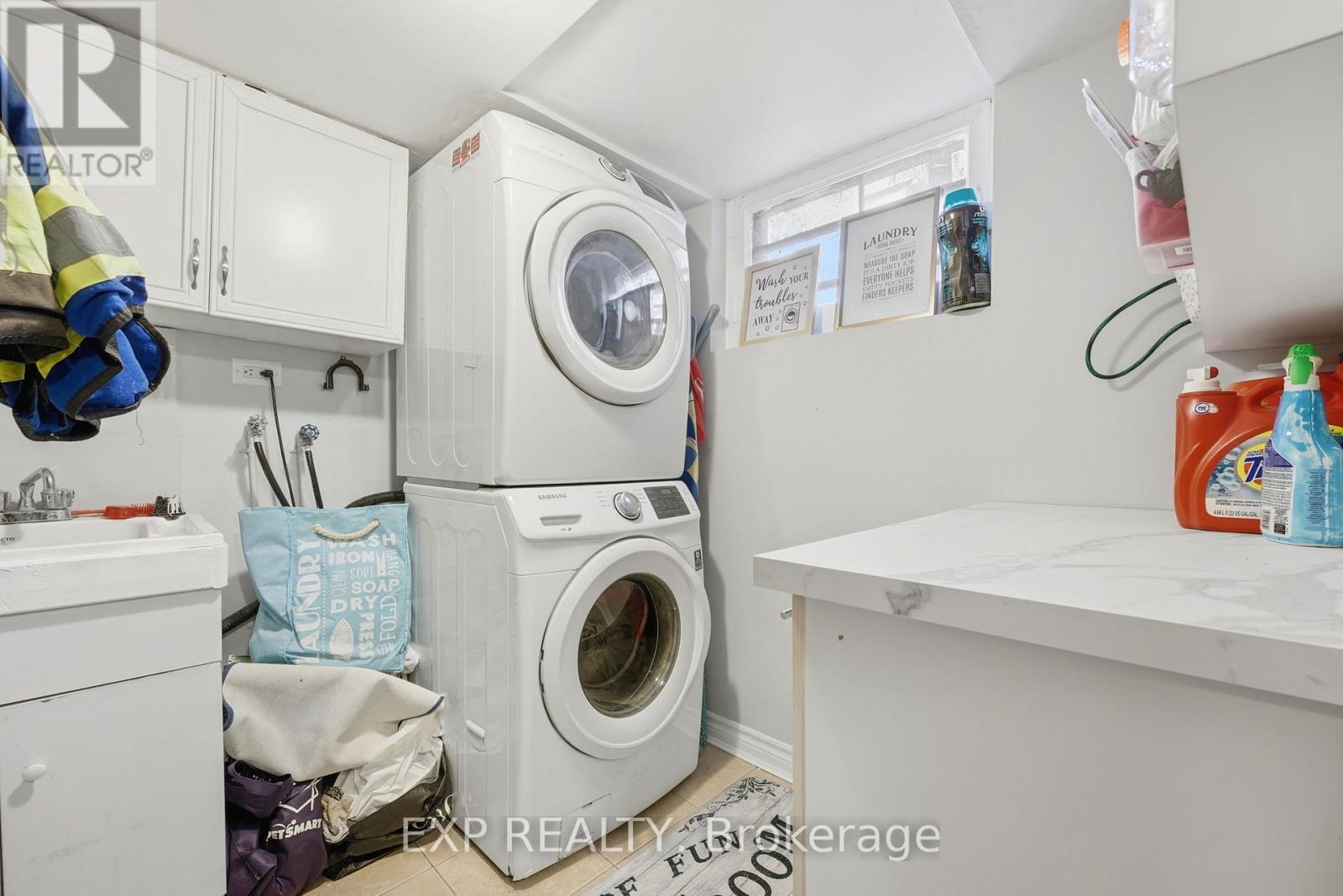 131 Dalrymple Drive, Toronto, Ontario  M6N 4S2 - Photo 27 - W12919626