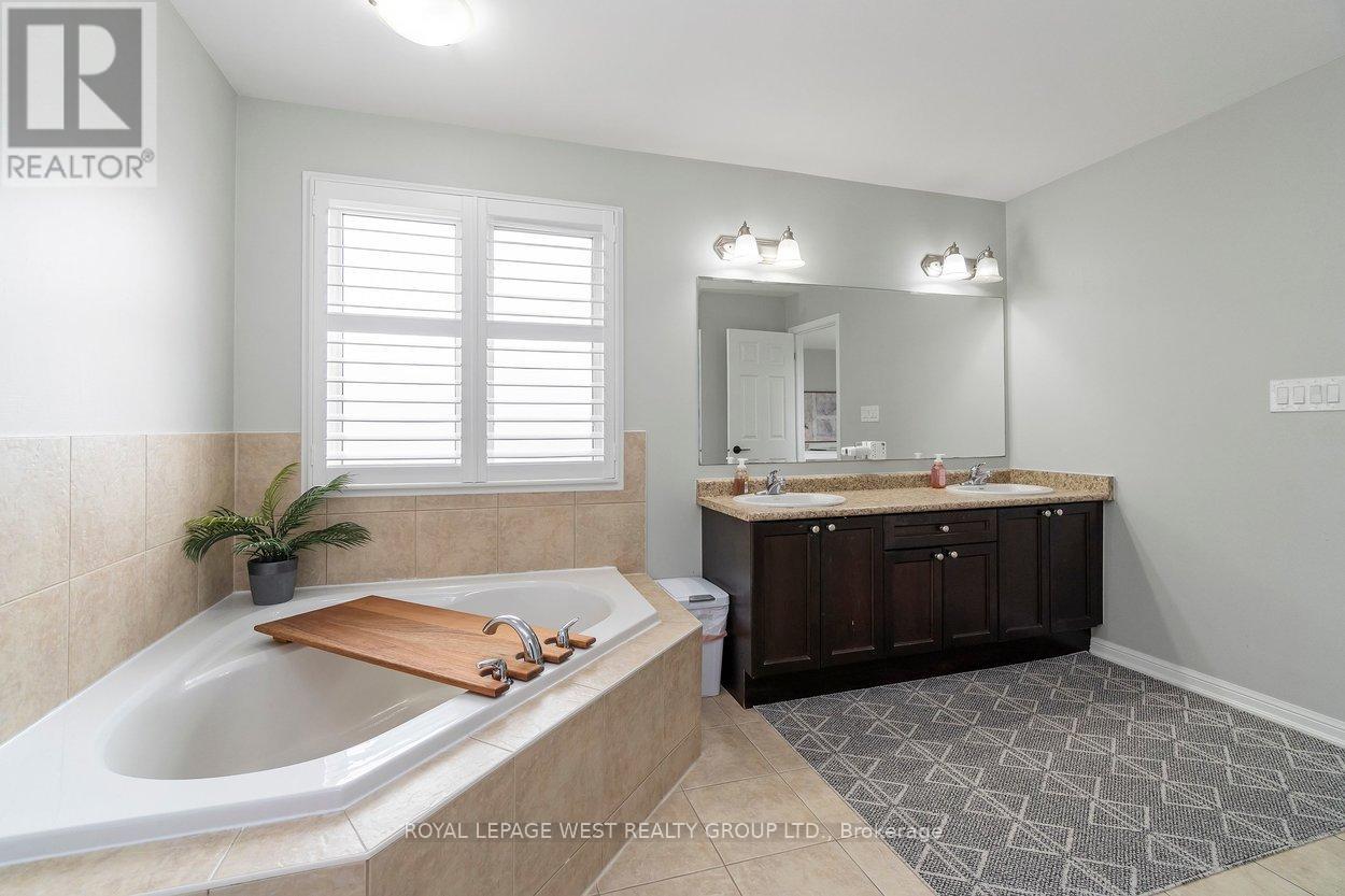 162 Willet Terrace, Milton, Ontario  L9T 1N1 - Photo 30 - W12919664