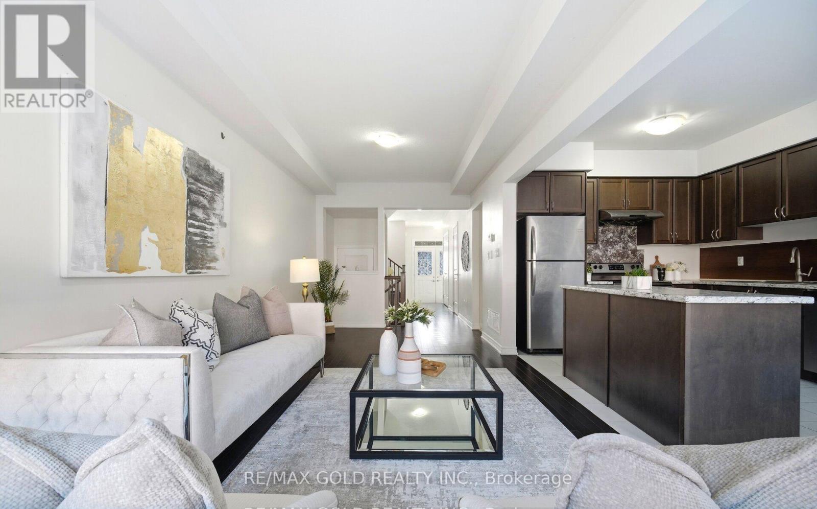 15 Hines Street, Brampton, Ontario  L7A 4X4 - Photo 12 - W12919672