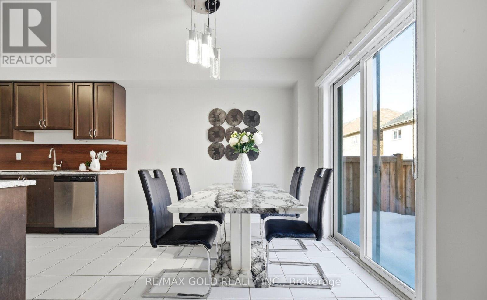 15 Hines Street, Brampton, Ontario  L7A 4X4 - Photo 22 - W12919672