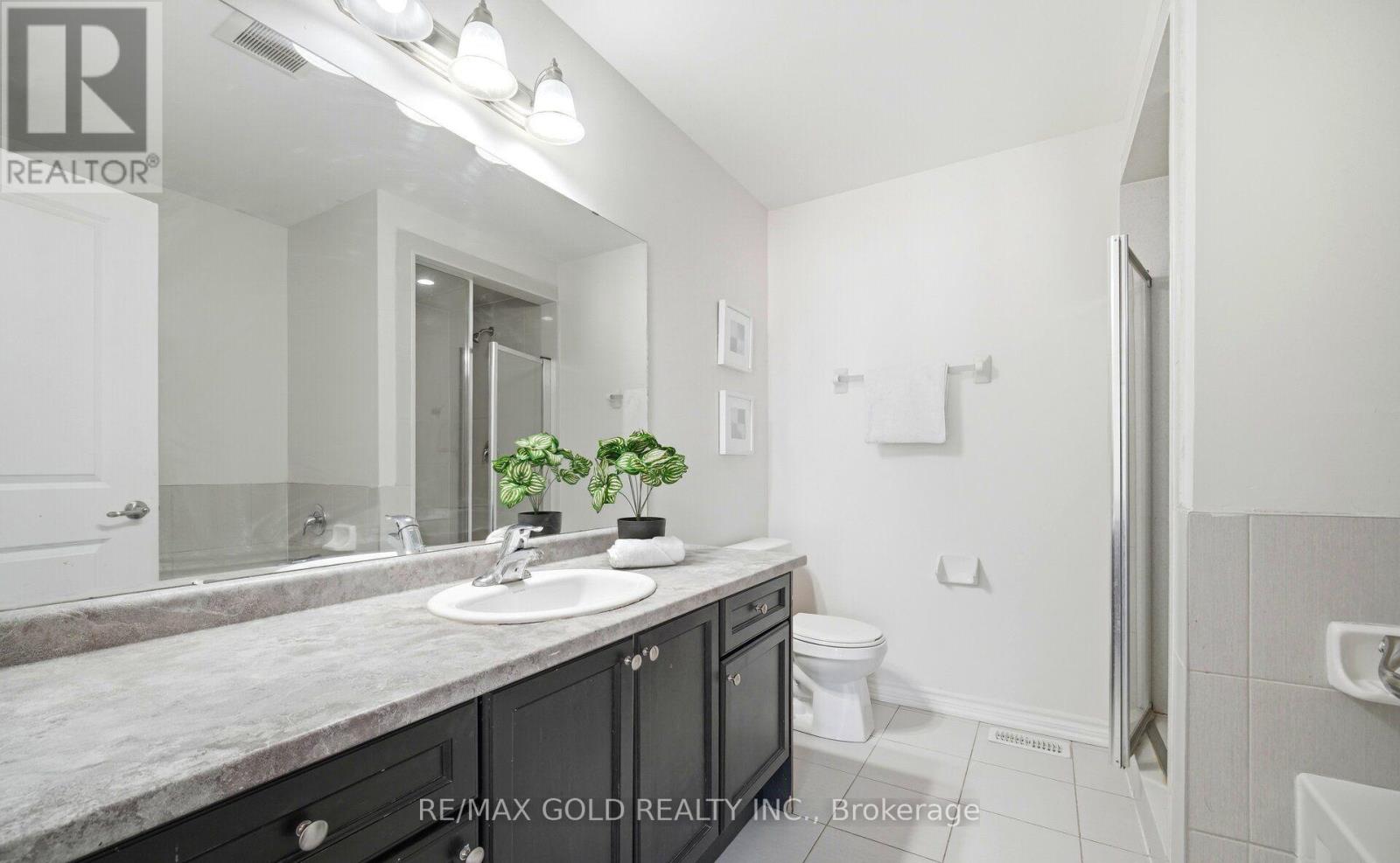 15 Hines Street, Brampton, Ontario  L7A 4X4 - Photo 35 - W12919672