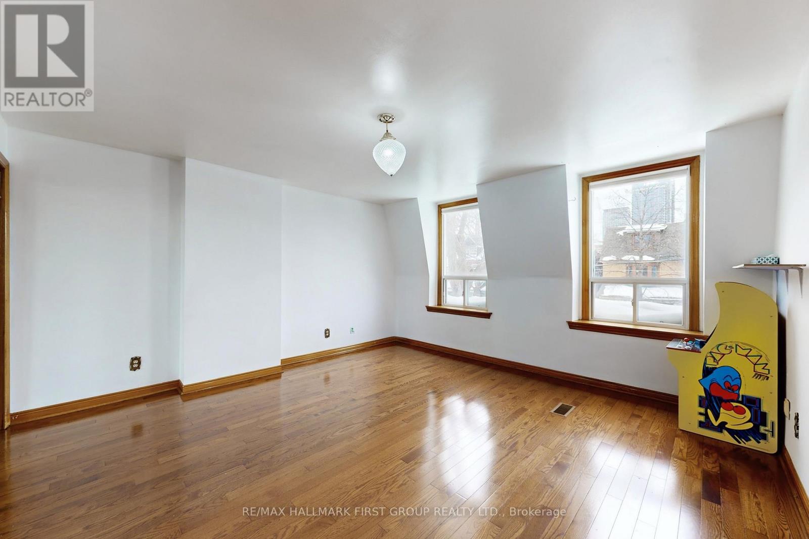 480 Lansdowne Avenue, Toronto, Ontario  M6H 3Y3 - Photo 31 - W12919682