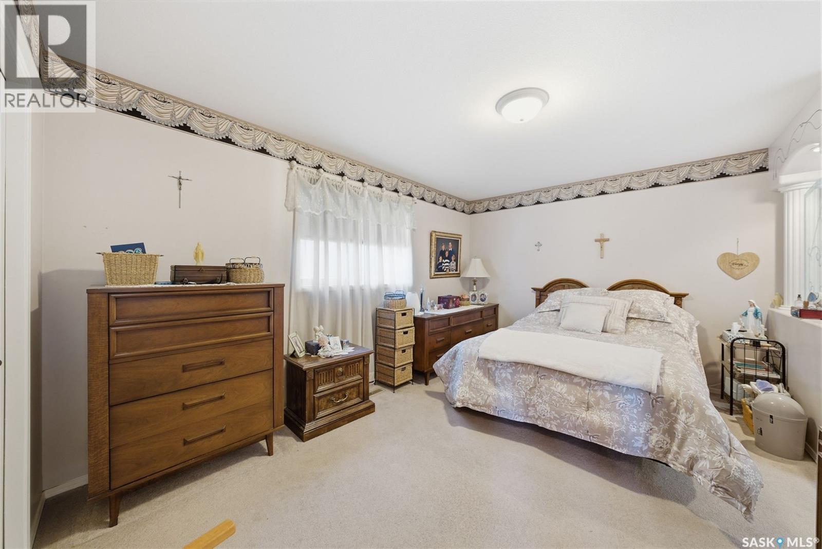 707 Bayview Close, Saskatoon, Saskatchewan  S7V 1B7 - Photo 15 - SK031274