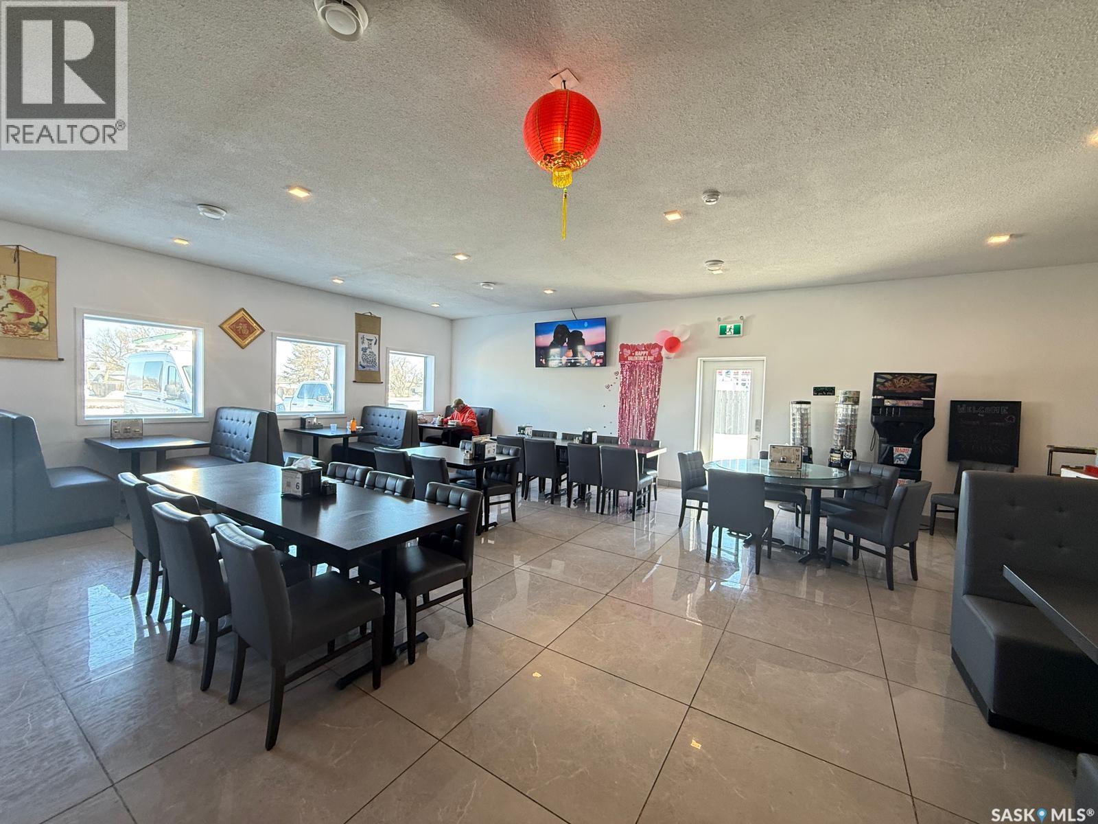 531 South Service Road, Wynyard, Saskatchewan  S0A 4T0 - Photo 11 - SK031134