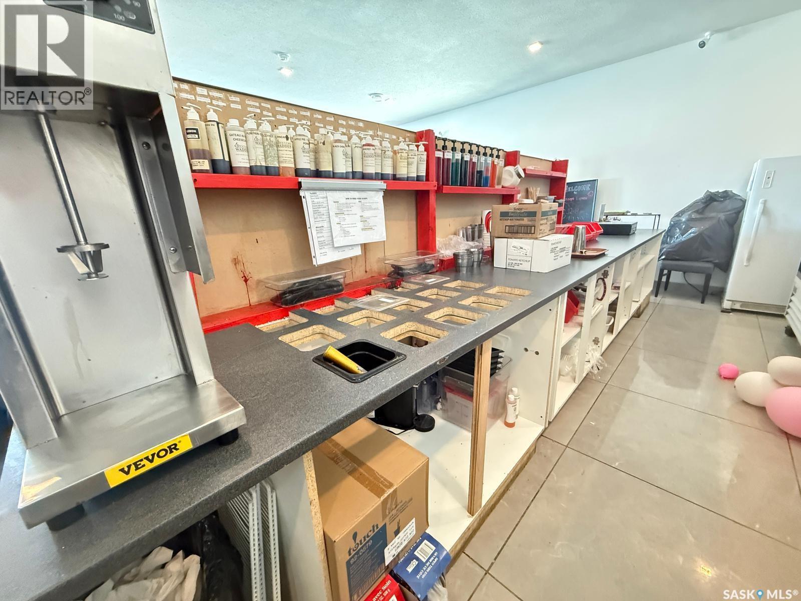 531 South Service Road, Wynyard, Saskatchewan  S0A 4T0 - Photo 15 - SK031134