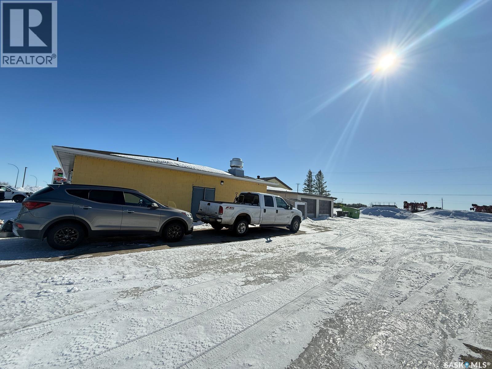 531 South Service Road, Wynyard, Saskatchewan  S0A 4T0 - Photo 36 - SK031134