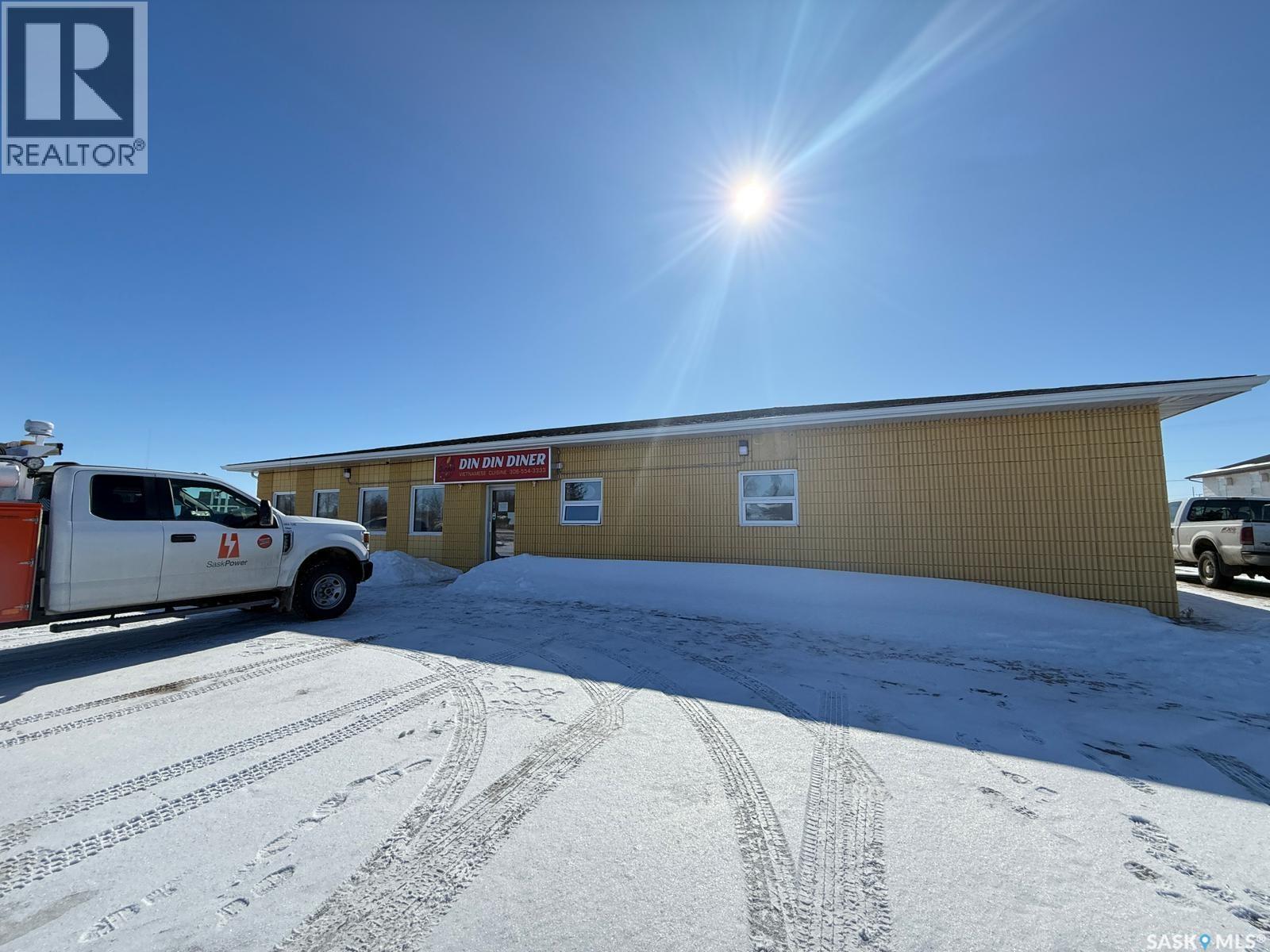 531 South Service Road, Wynyard, Saskatchewan  S0A 4T0 - Photo 5 - SK031134