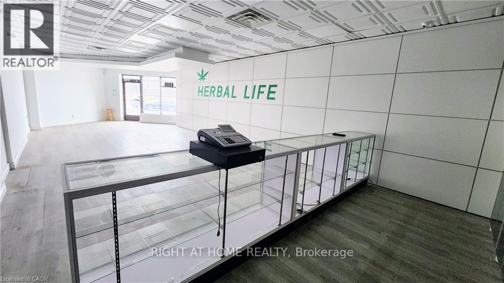 9 - 1447 Upper Ottawa Street, Hamilton, Ontario  L8W 3J6 - Photo 4 - X12919546