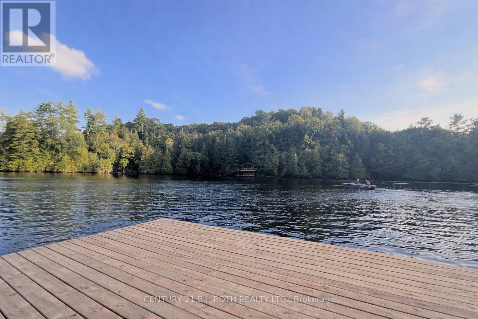 1042 Inukshuk Trail, Minden Hills, Ontario  K0M 2K0 - Photo 37 - X12919586