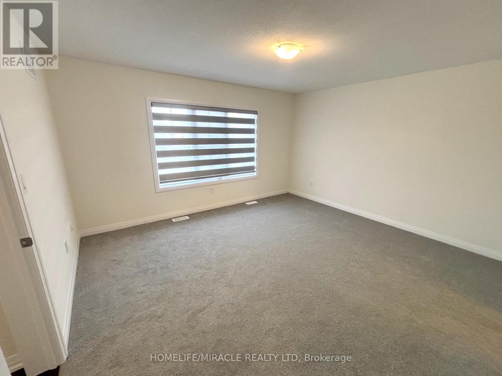 32 Riley Park Drive, Haldimand, Ontario  N3W 0K2 - Photo 20 - X12919630