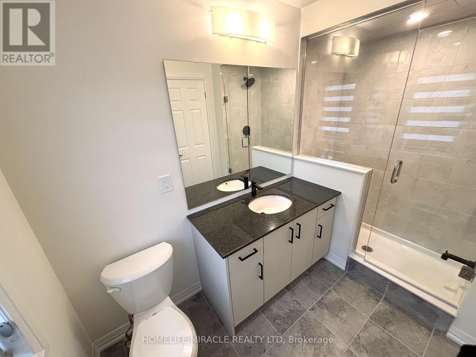 32 Riley Park Drive, Haldimand, Ontario  N3W 0K2 - Photo 24 - X12919630