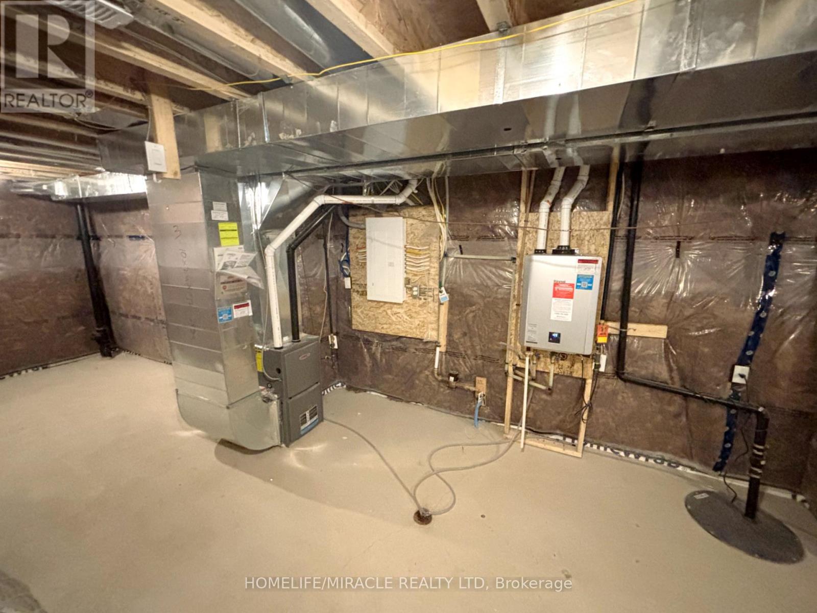 32 Riley Park Drive, Haldimand, Ontario  N3W 0K2 - Photo 32 - X12919630