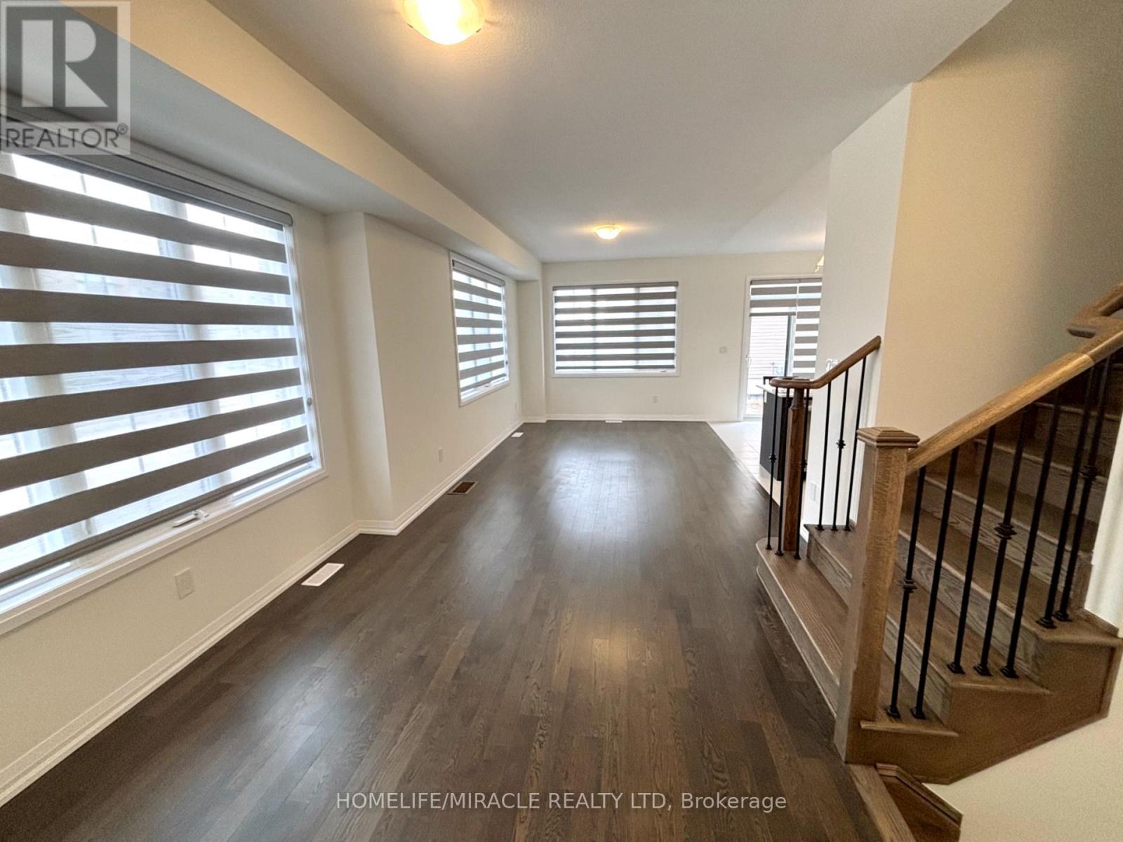 32 Riley Park Drive, Haldimand, Ontario  N3W 0K2 - Photo 7 - X12919630