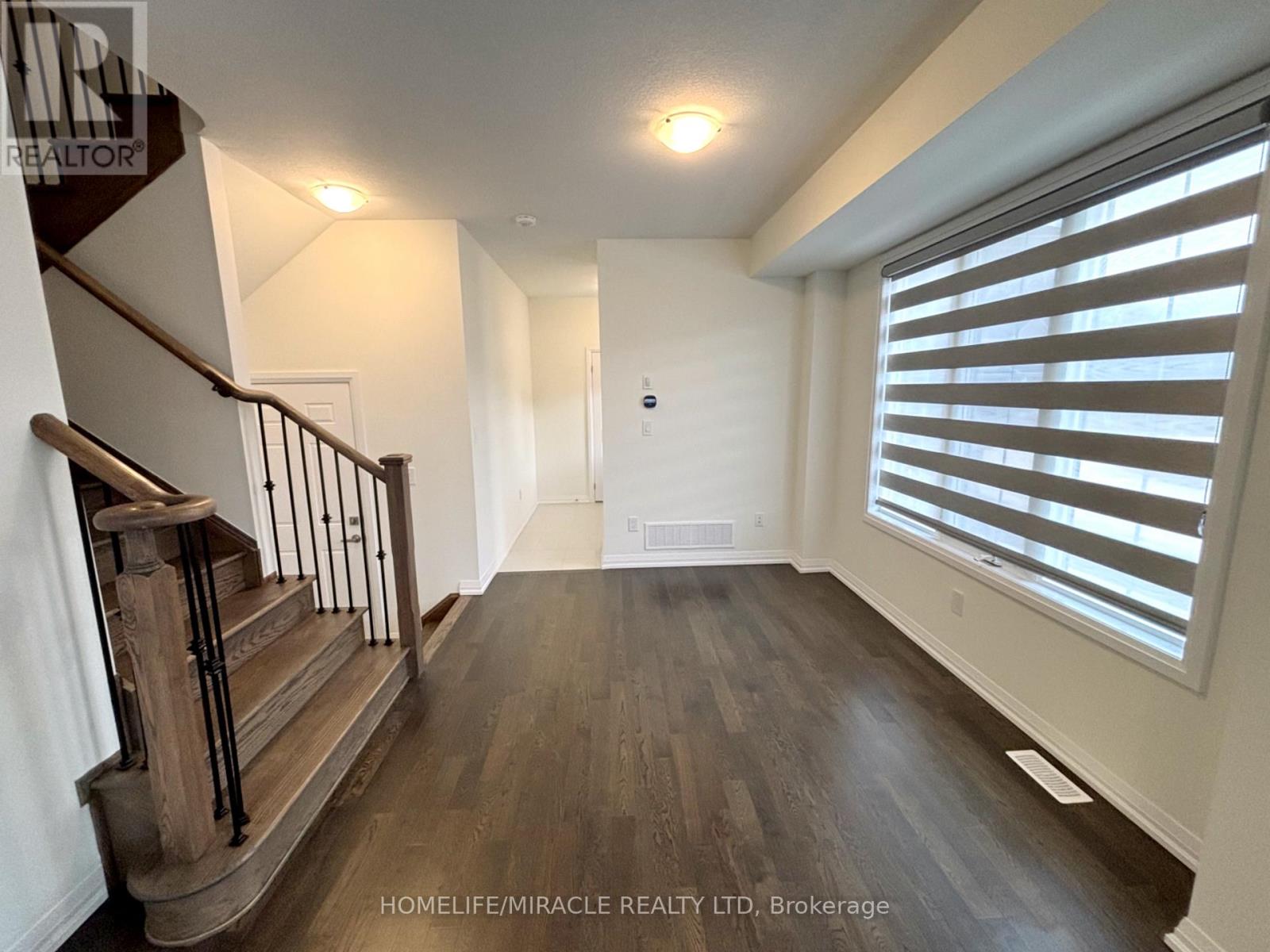 32 Riley Park Drive, Haldimand, Ontario  N3W 0K2 - Photo 9 - X12919630