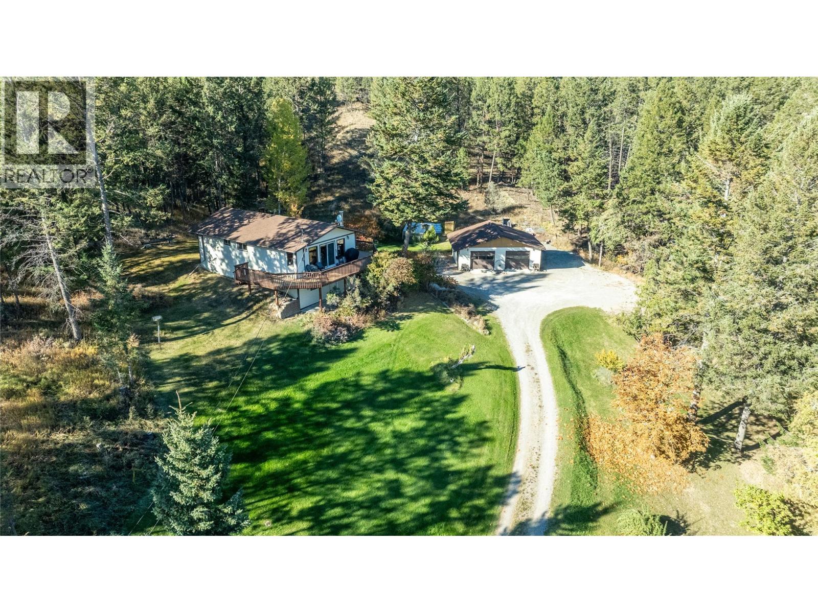 7 Westside Road, Invermere, British Columbia  V0A 1K5 - Photo 2 - 10366181