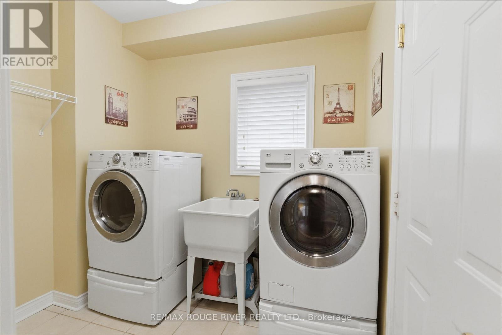 11 Bugelli Drive, Whitby, Ontario  L1R 3B7 - Photo 25 - E12919772