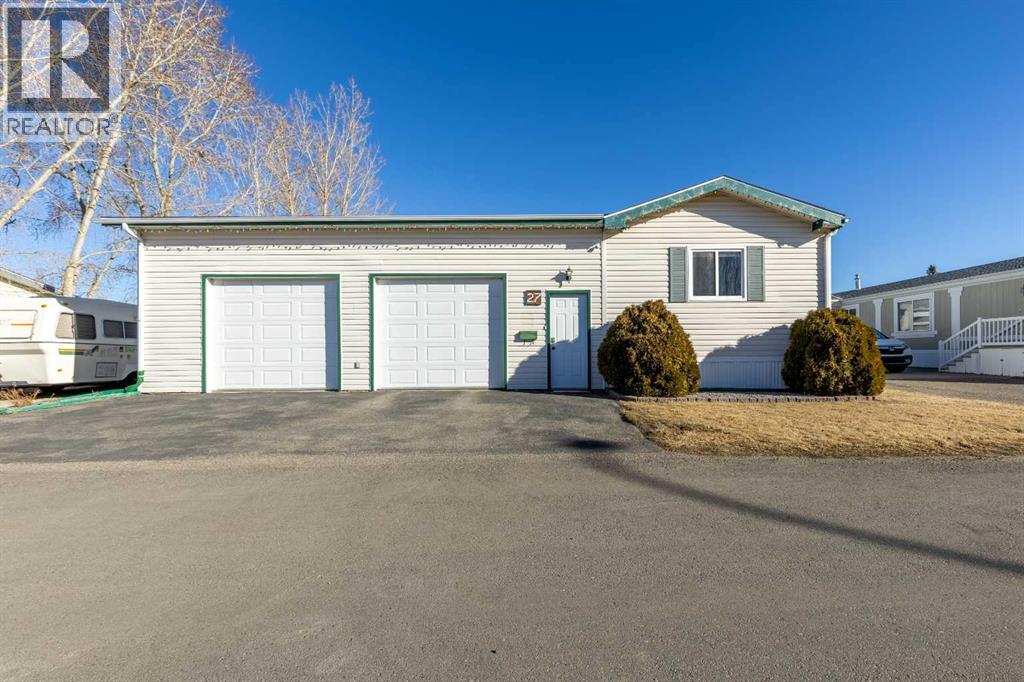 27, 1712 23 Street, Coaldale, Alberta
