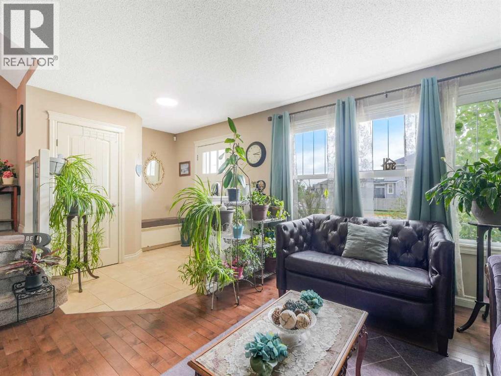 234 Robinson Drive, Leduc, Alberta T9E 0S7 - Photo 5 - A2279746