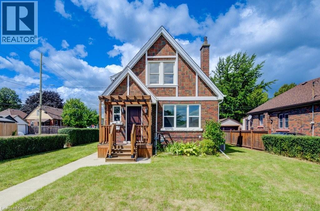 28 Barons Avenue S, Hamilton, Ontario  L8K 2X9 - Photo 4 - 40812447