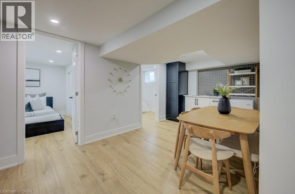 28 Barons Avenue S, Hamilton, Ontario  L8K 2X9 - Photo 30 - 40812447