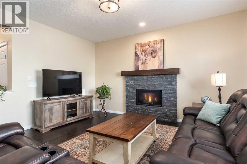26 Mount Rae Terrace, Okotoks, Alberta  T1S 0M6 - Photo 9 - A2292754