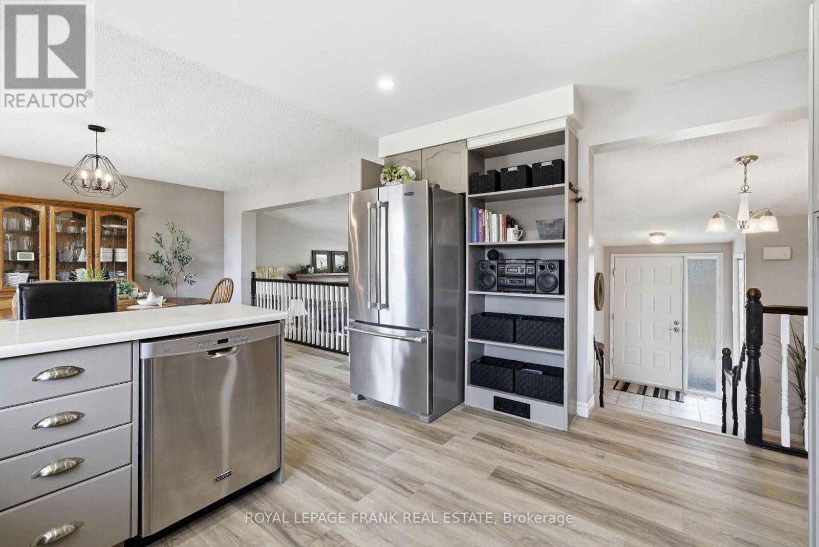 128 River Road, Kawartha Lakes, Ontario  K9V 4R4 - Photo 15 - X12919740