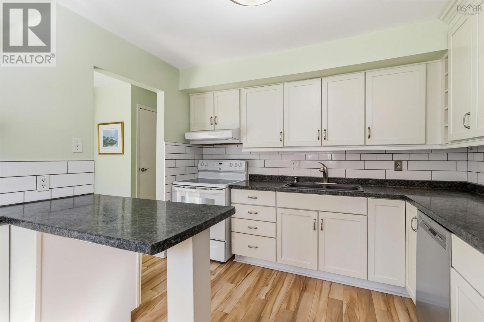 103 Forestside Crescent, Halifax, Nova Scotia  B3M 1M5 - Photo 6 - 202605422