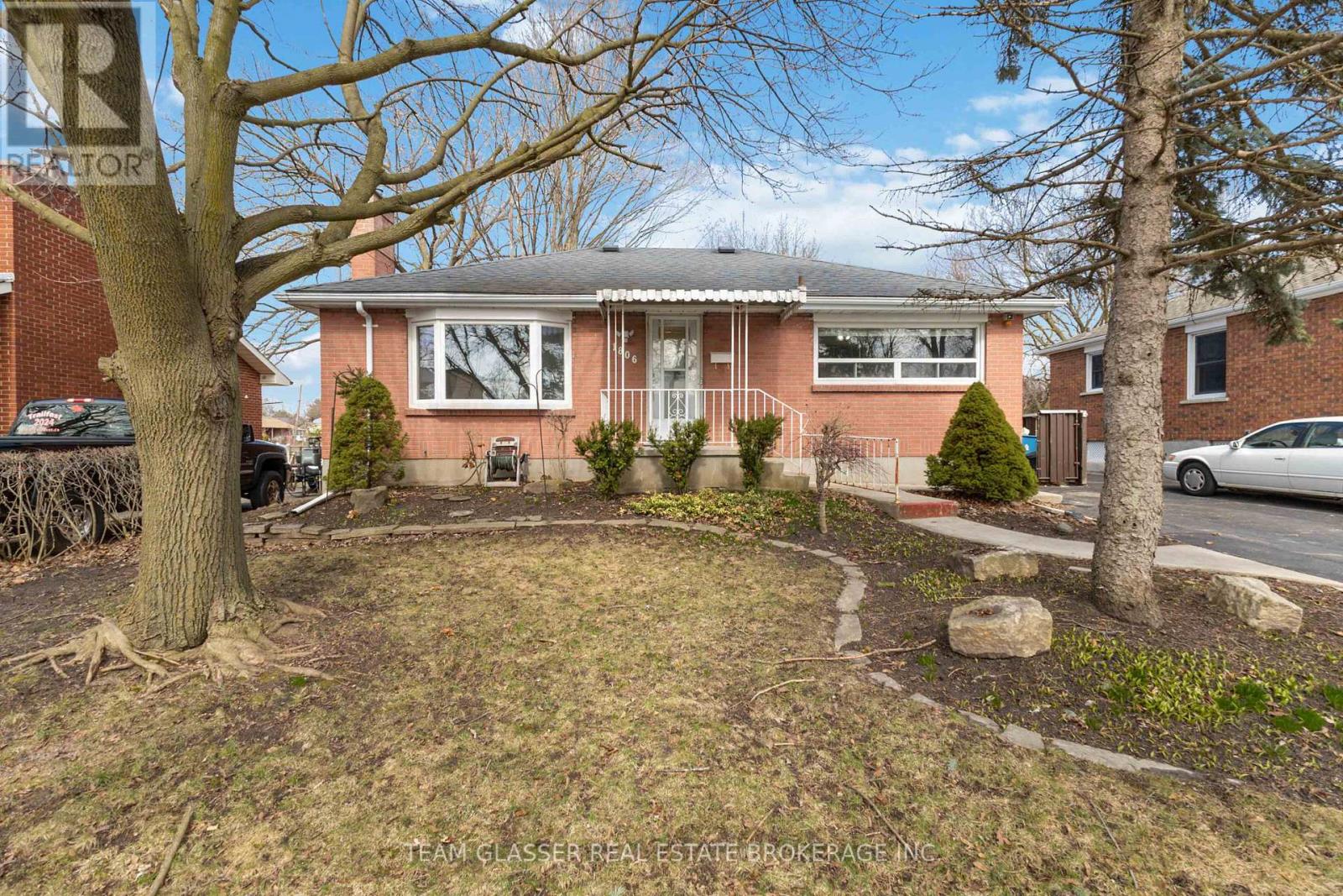 1806 Park Avenue, London East, Ontario  N5W 2J5 - Photo 3 - X12919800