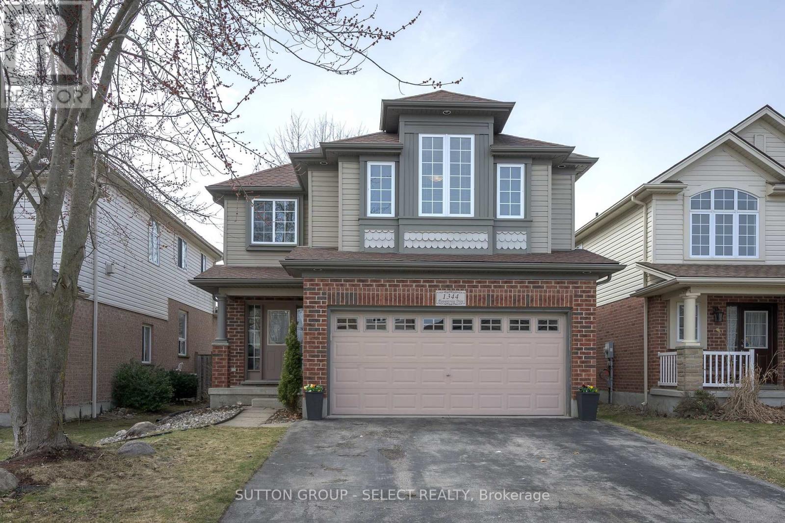 1344 PLEASANTVIEW DRIVE, London North, Ontario