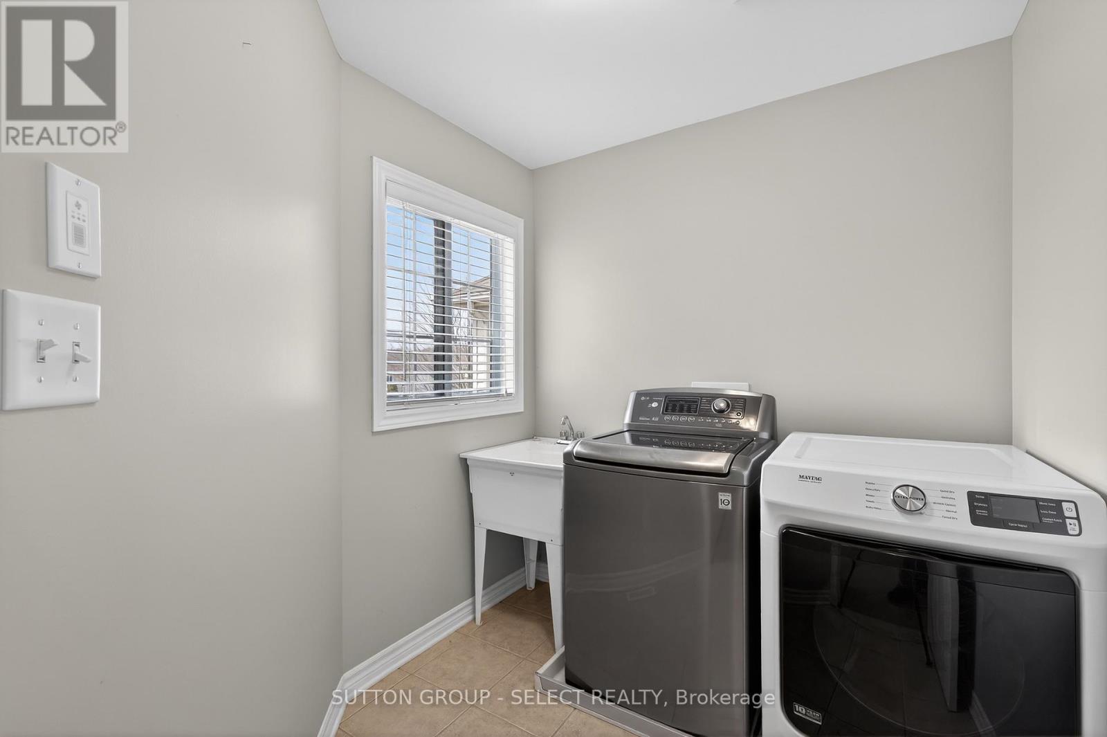 1344 Pleasantview Drive, London North, Ontario  N5X 4P5 - Photo 23 - X12919950