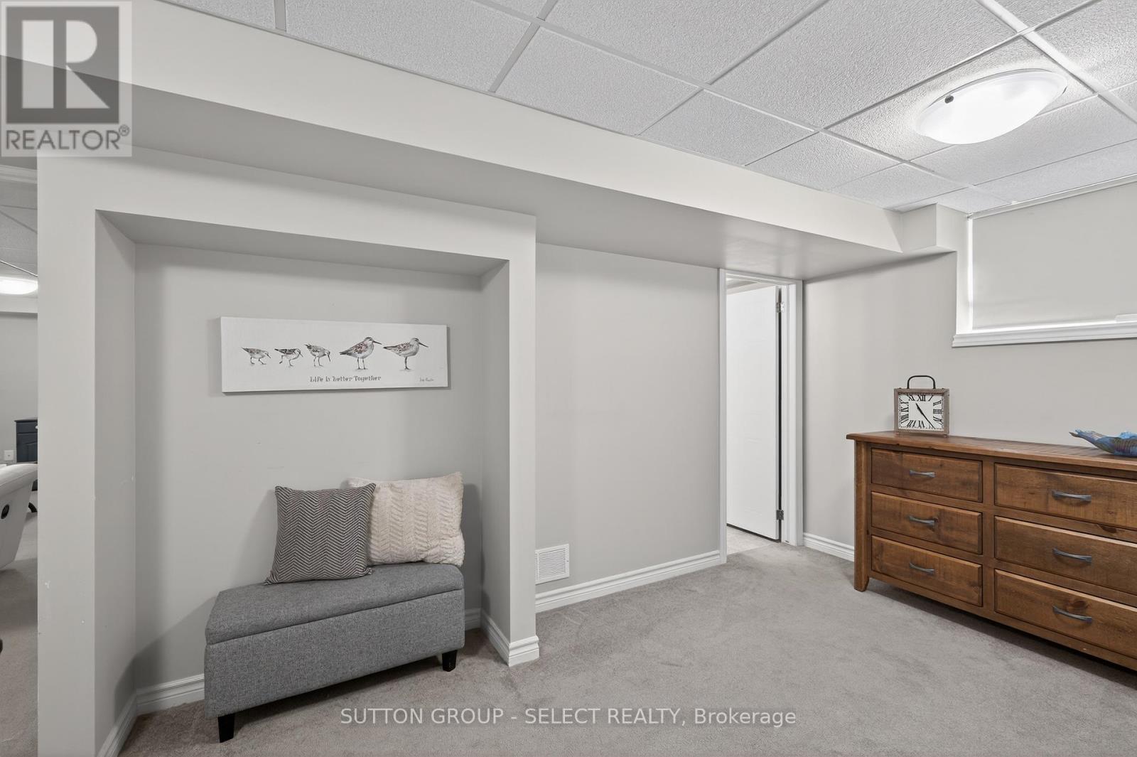 1344 Pleasantview Drive, London North, Ontario  N5X 4P5 - Photo 27 - X12919950