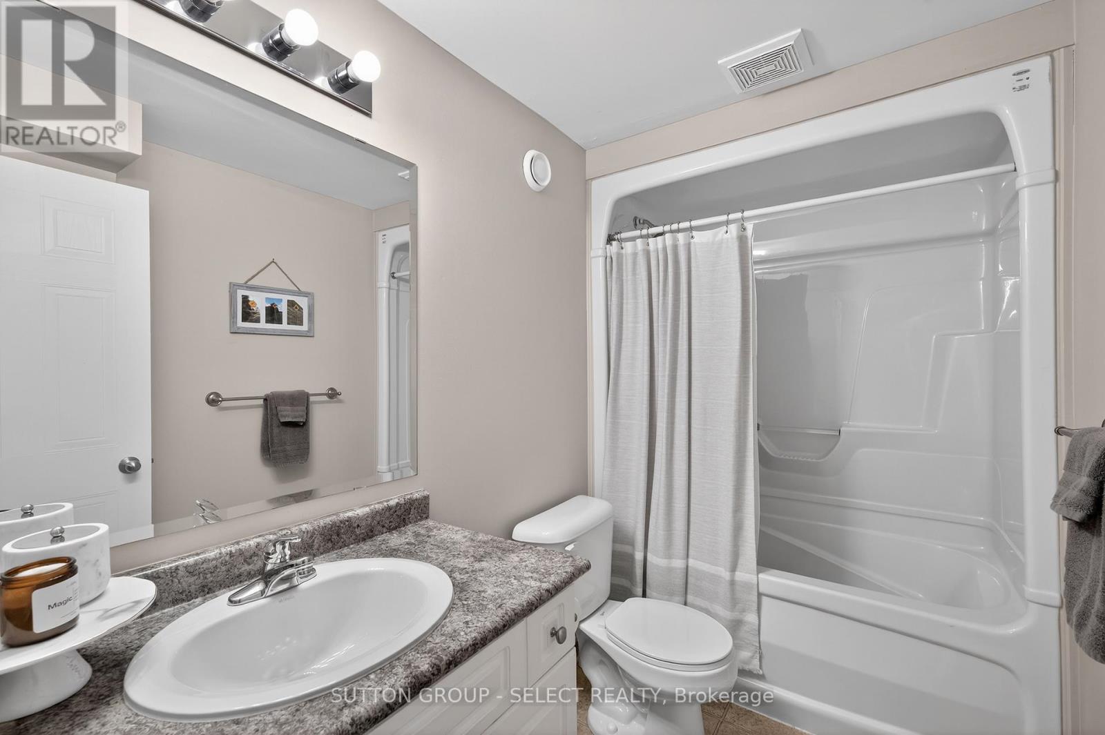 1344 Pleasantview Drive, London North, Ontario  N5X 4P5 - Photo 28 - X12919950