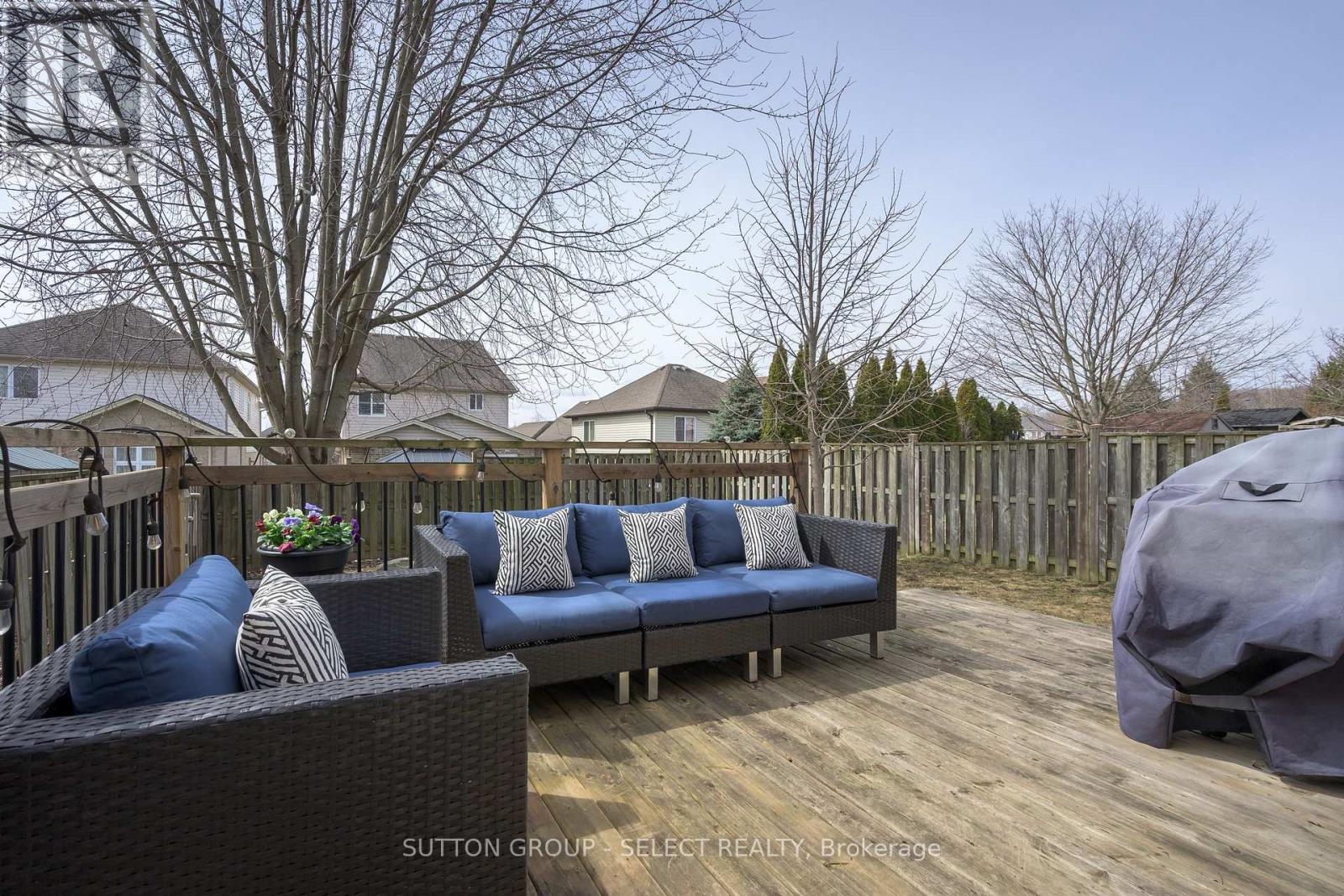 1344 Pleasantview Drive, London North, Ontario  N5X 4P5 - Photo 29 - X12919950