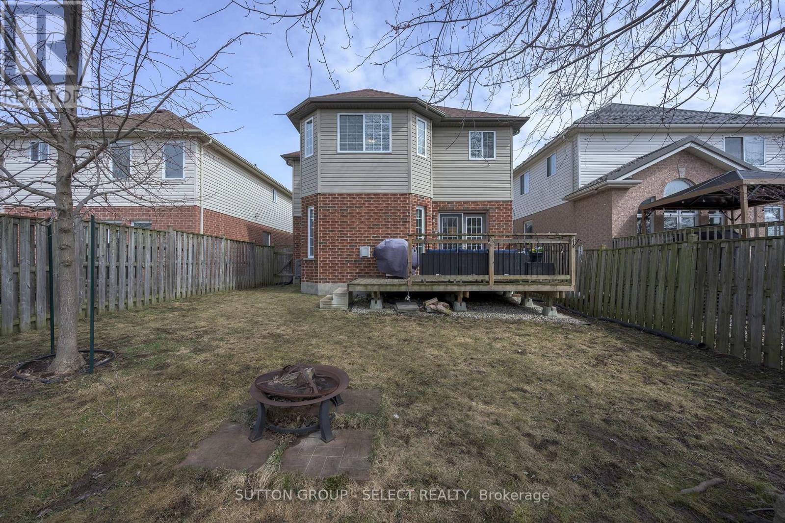 1344 Pleasantview Drive, London North, Ontario  N5X 4P5 - Photo 31 - X12919950