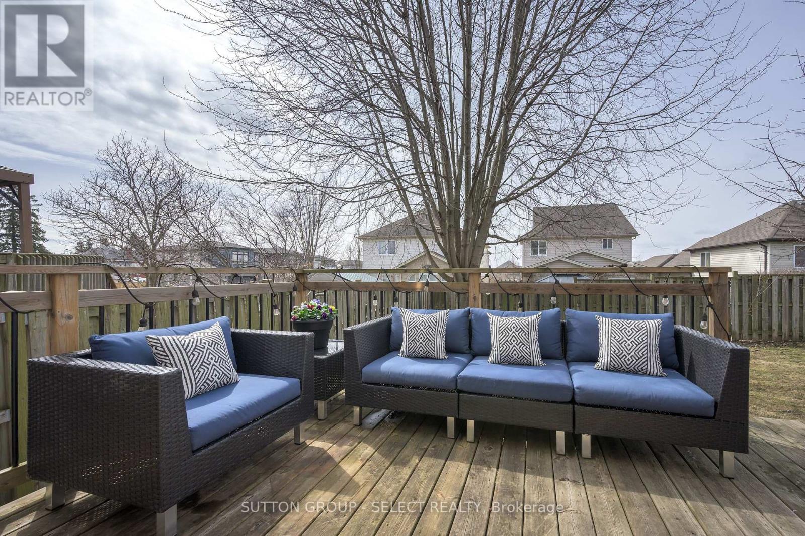 1344 Pleasantview Drive, London North, Ontario  N5X 4P5 - Photo 32 - X12919950