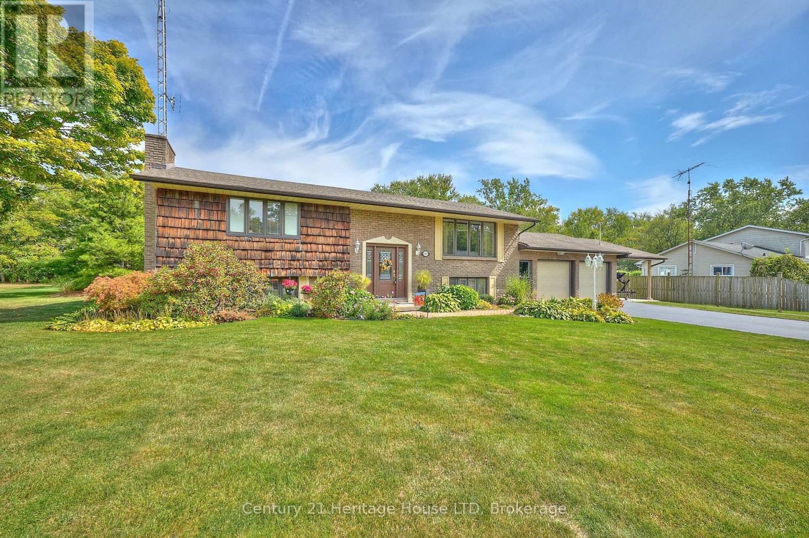 544 Rosehill Road, Fort Erie, Ontario  L2A 5M4 - Photo 7 - X12413166