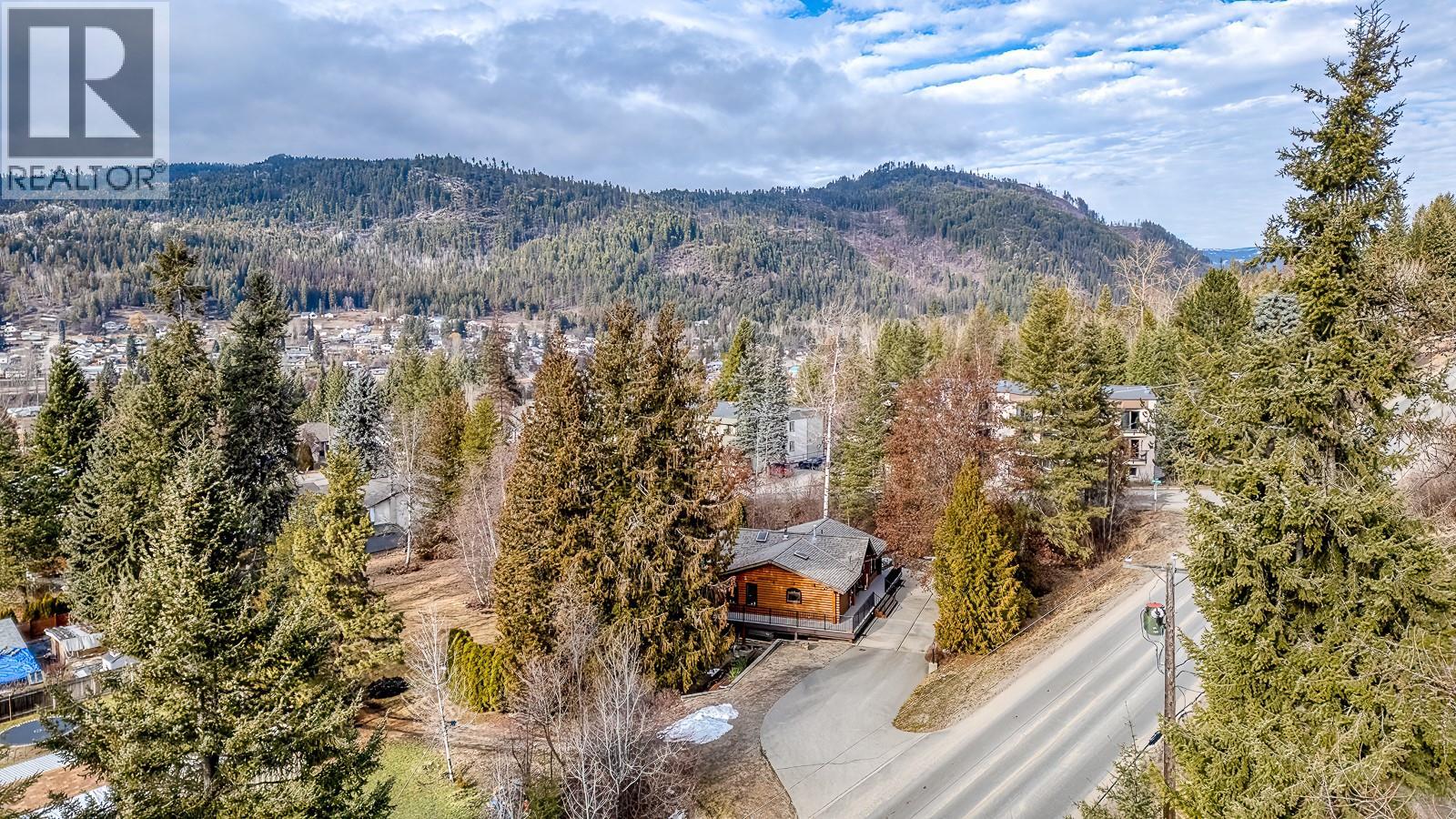 1851 Green Road, Fruitvale, British Columbia  V0G 1Y0 - Photo 62 - 10374914