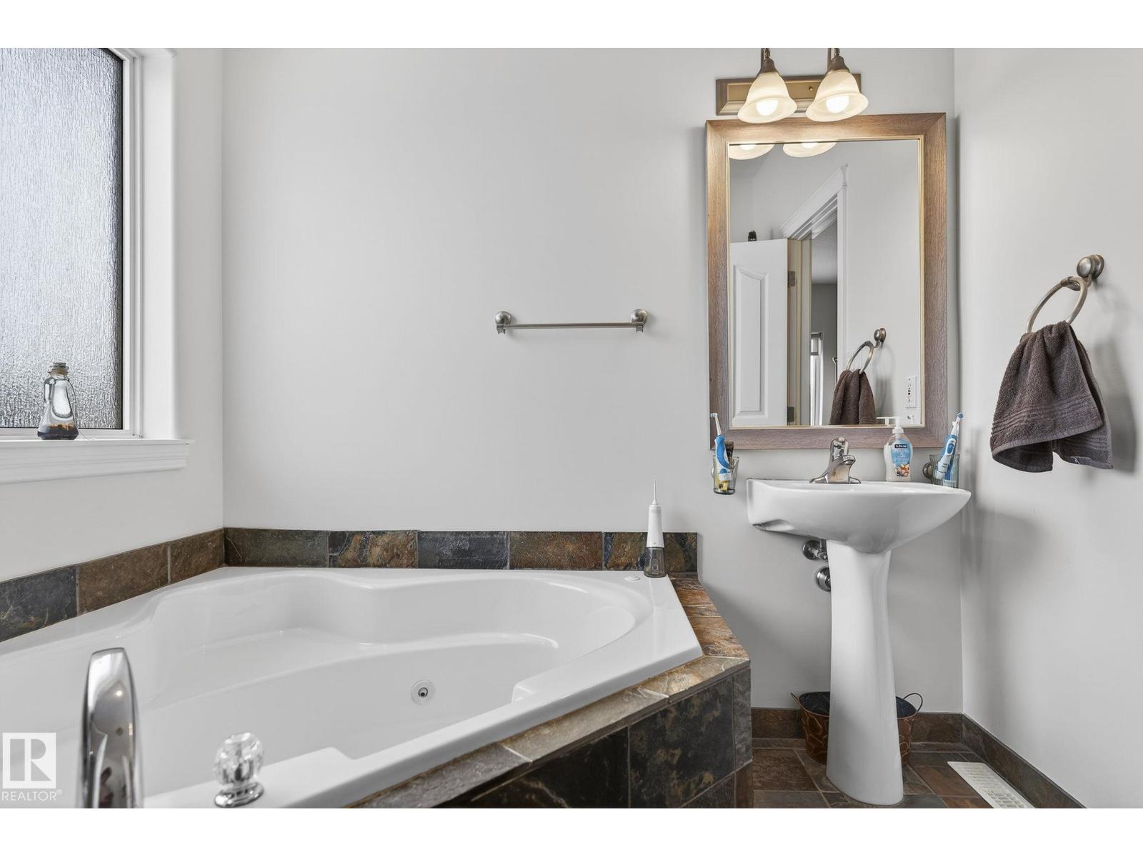 #3 27314 Twp Road 534, Rural Parkland County, Alberta  T7X 3R9 - Photo 26 - E4478964