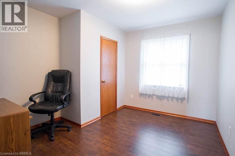 120 Henry Street, Brantford, Ontario  N3S 5C7 - Photo 13 - 40814865
