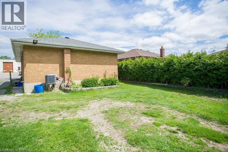 120 Henry Street, Brantford, Ontario  N3S 5C7 - Photo 20 - 40814865